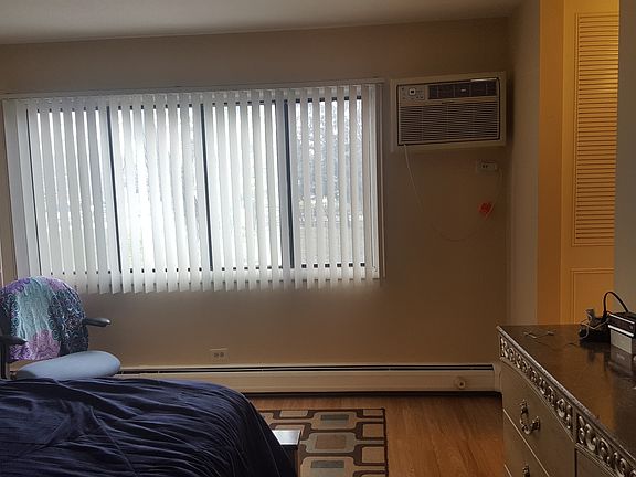 2nd image of 200 Bayside Dr Unit 4