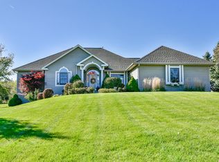 W253S7585 Forestview Ln, Waukesha, WI 53189