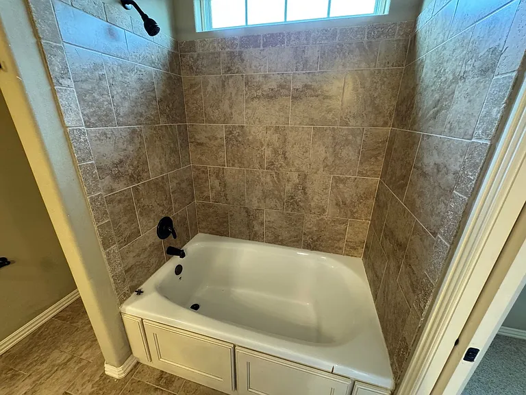 626 N Tennyson Ln — Photo 10
