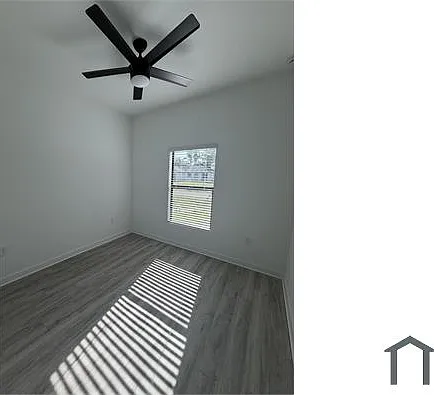 2210 Wayne Ave S — Photo 4