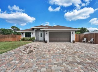 7756 Terrace Rd, Lake Worth, FL 33462