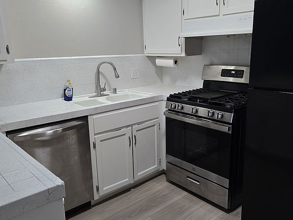 2nd image of 4901 N Crystal Ave #B