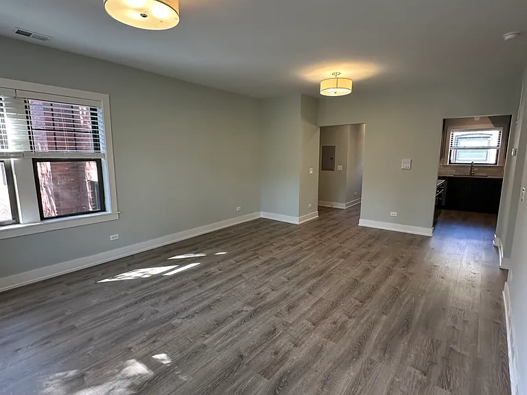 1142 Maple Ave #2 — Photo 4