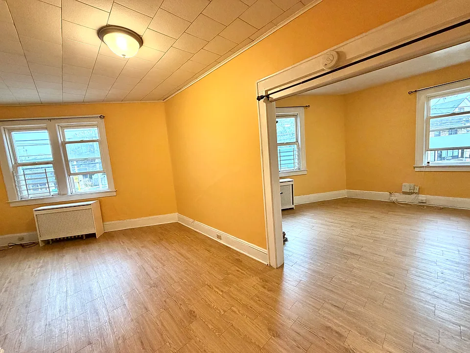 1286 Liberty Ave #2
