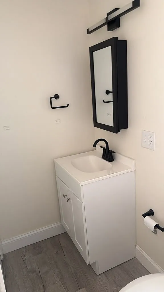 3 bed, 1200 sqft, $1,700 — Photo 3
