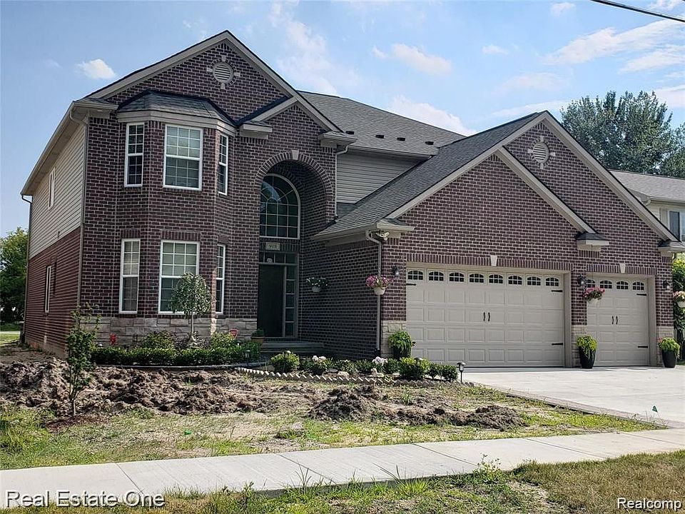 1st image of 1640 Bur Oak Dr