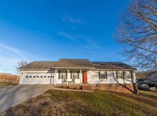 105 Old Farm Rd N, Harrison, AR 72601