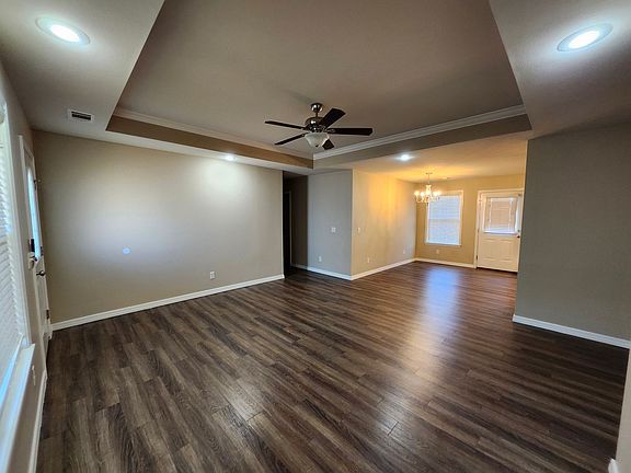 2nd image of 908 S Quincy Cv
