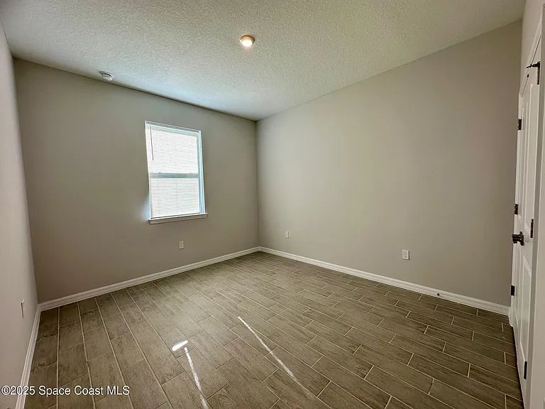 1326 Seeley Cir NW — Photo 16
