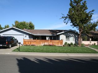 235 Alderglen Dr, Dixon, CA
