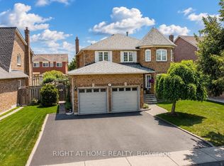 17 Eaton St, Halton Hills, ON L7G5L4