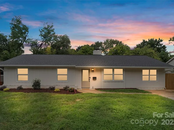 5220 Seacroft Rd, Charlotte, NC 28210