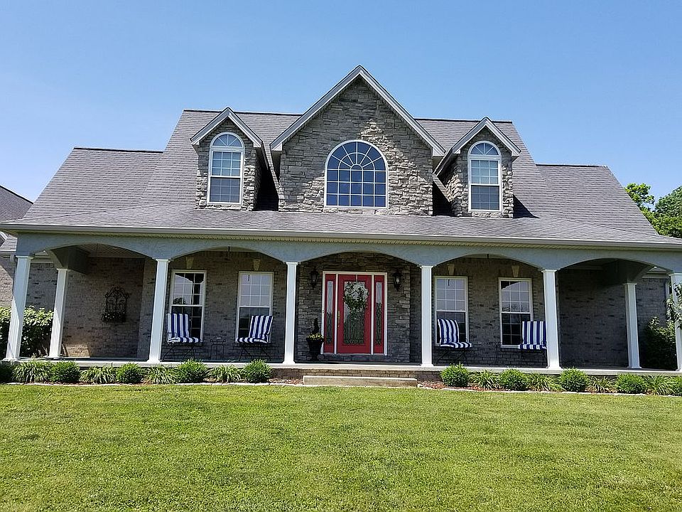 1st image of 628 Bedford Way