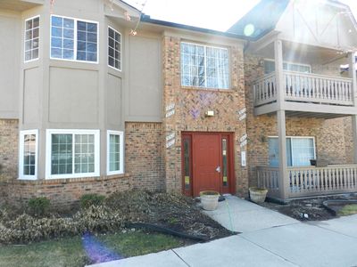 30528 Oakridge Manor Dr, Roseville, MI, 48066