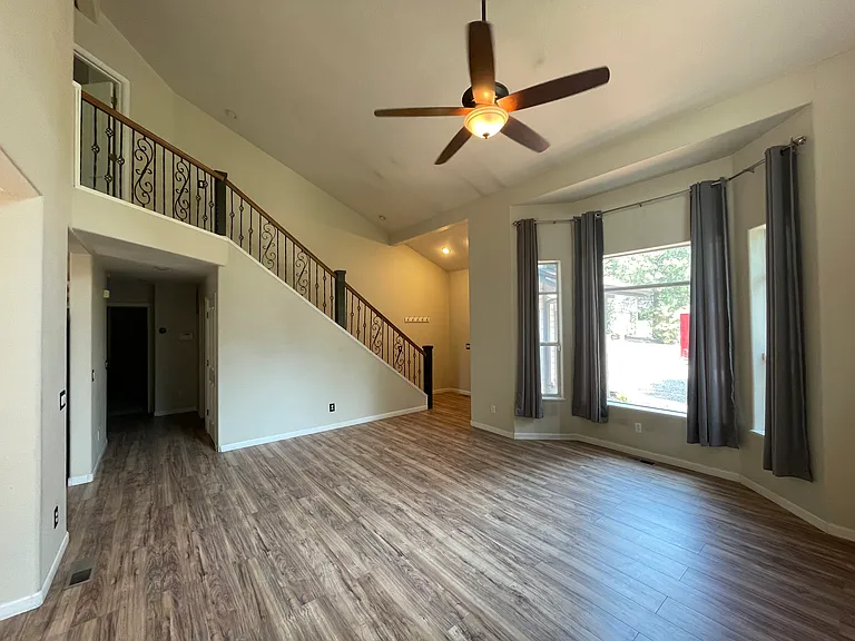 2559 S Rocking Horse Ln — Photo 13