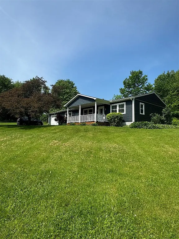 5420 Maple Lawn Dr photo 1