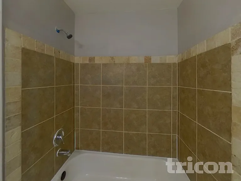 10951 Royal Forest Dr — Photo 11