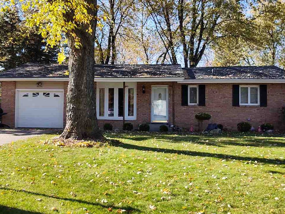 1st image of 4620 Greenfield Dr