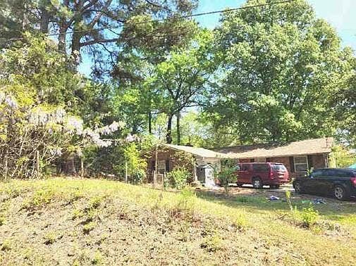 1st image of 118 Deerfield Rd