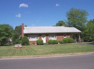 2361 Carlton Rd SW, Roanoke, VA 24015