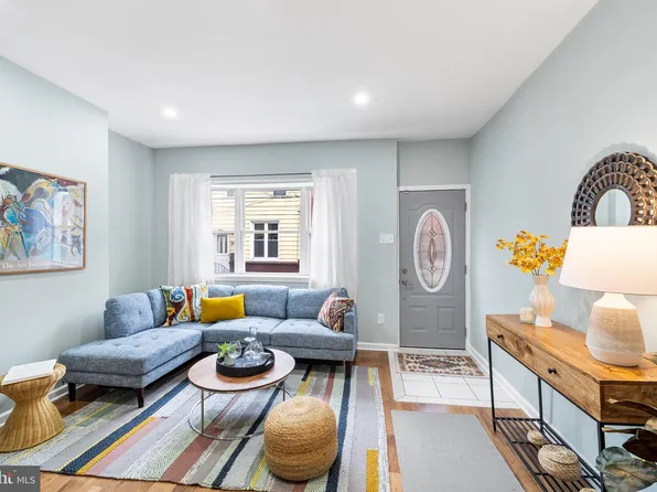 2539 S Rosewood St, Philadelphia, PA 19145