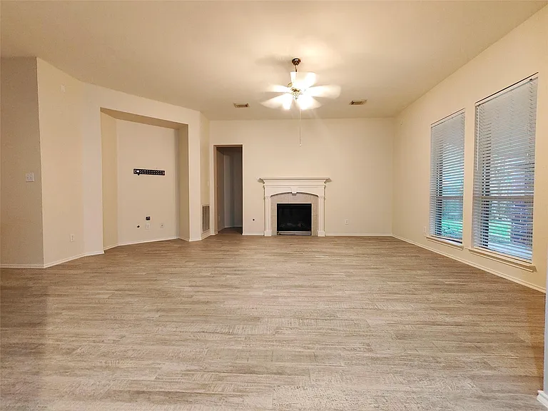 7127 Bristol Ridge Dr — Photo 39