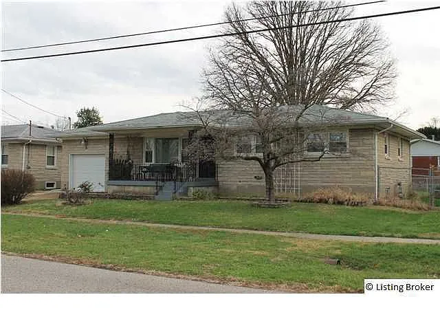 2302 Perth Dr photo 1