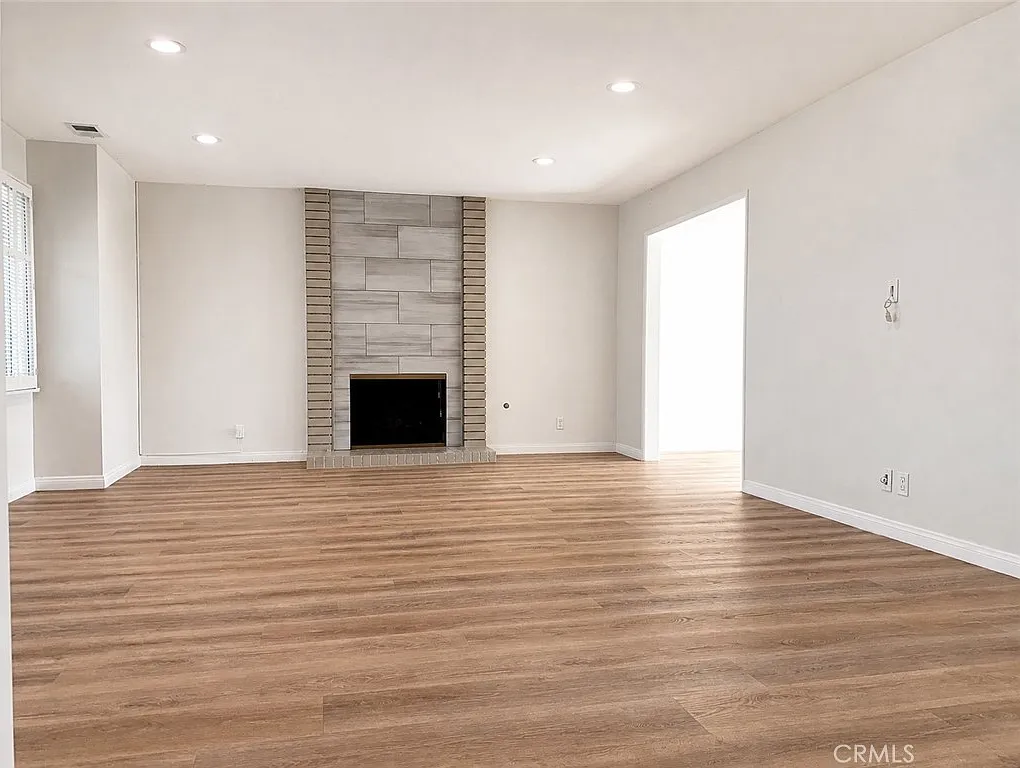 4 bed, 3112 sqft, $10,500 — Photo 4