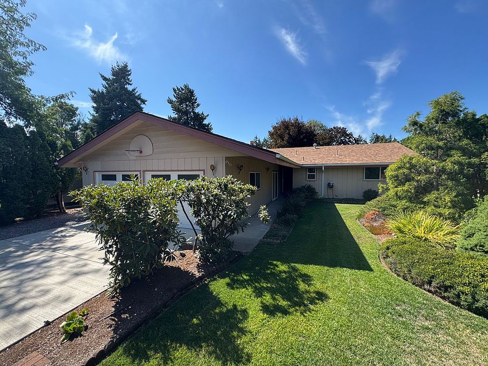 1st image of 2490 NW 25th St