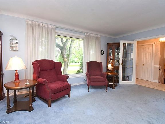5th image of 483 Annalee Dr
