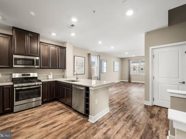 136 Alexandria B St, Bensalem, PA 19020