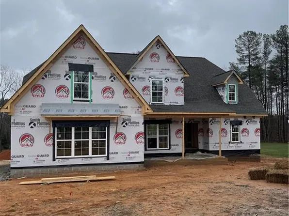 393 Indian Peaks Dr, Winston Salem, NC 27107