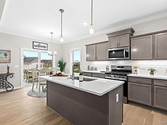 2nd image of 362 Jubilee Dr