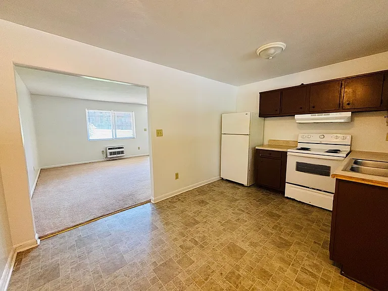 109 Northview Dr #13 — Photo 11
