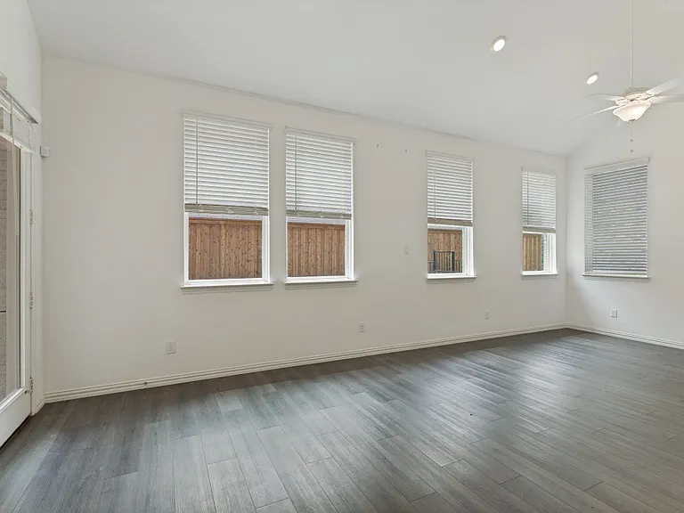 4249 Watson Way — Photo 8