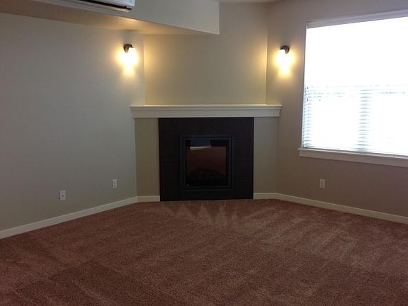 3rd image of 602 NE 86th St #P206