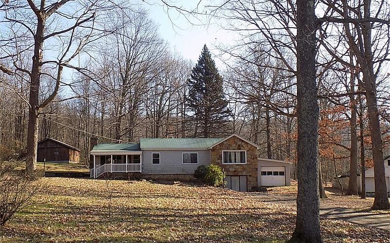 2nd image of 186 Maple Summit Rd