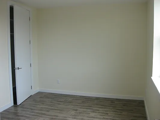 Rented by Windsor Homes Realty Corp | media 22