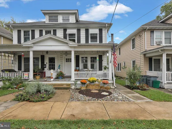 345 Front St, Lititz, PA 17543