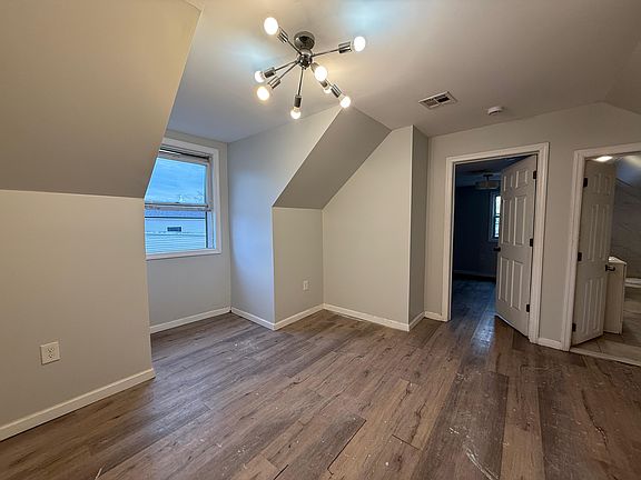 5th image of 223 Cator Ave #3E