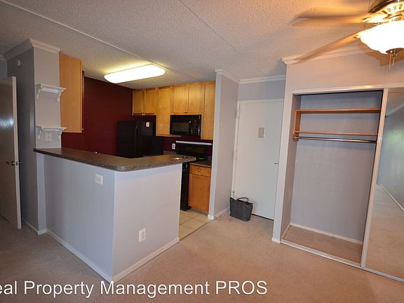 5th image of 75 S Reynolds St APT 101