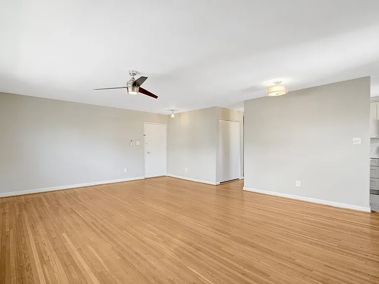 1510 N Rolfe St #3 — Photo 2