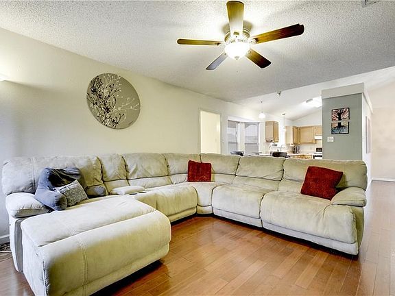 3rd image of 12315 Yarmont Way