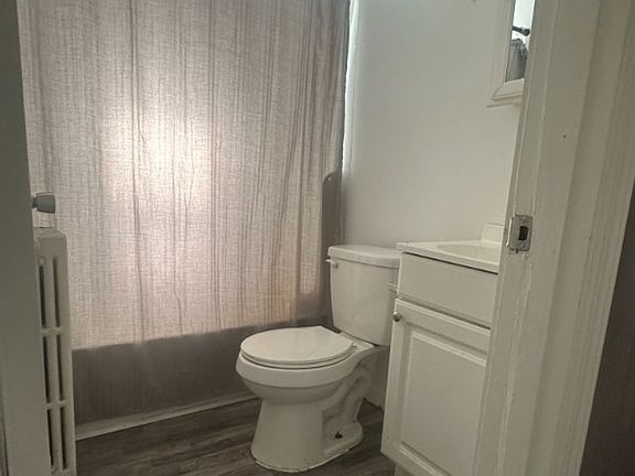 3rd image of 526 Riddle Crest Ln APT 1