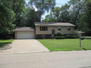 501 Lintner Rd, Pardeeville, WI 53954