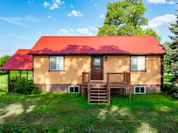 2676 N Park Road, Sutherland, NE 69165