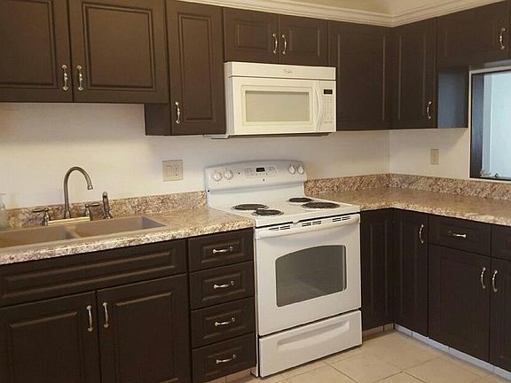 4th image of 1344 Myerlee Country Club Blvd APT 2