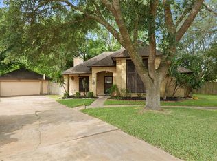 1121 Downing Cir, League City, TX 77573