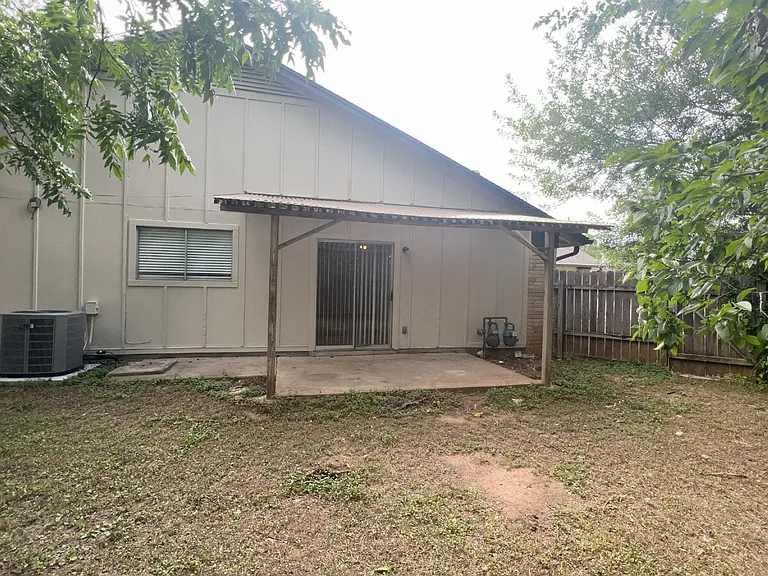 105A Nicole Cv — Photo 29