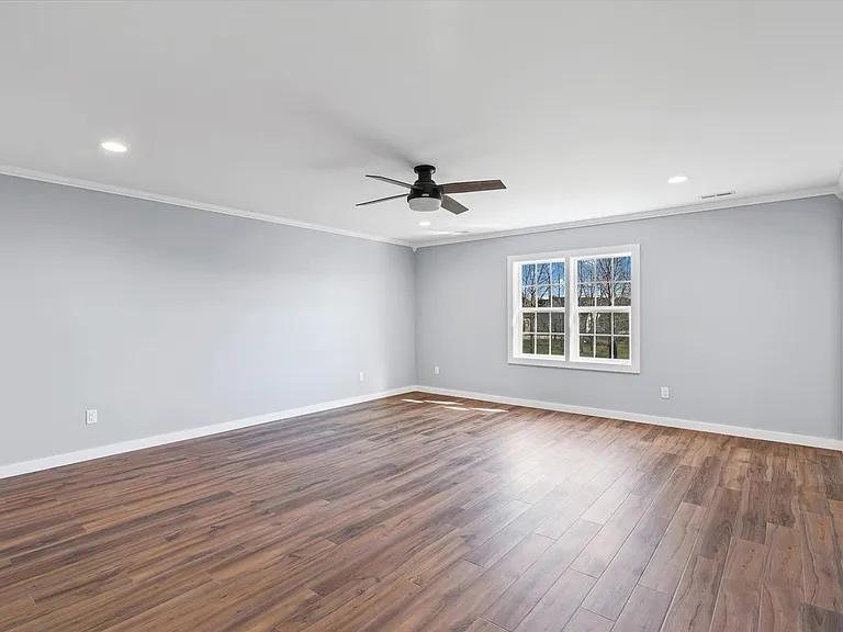 1306 Roberto Rd — Photo 22